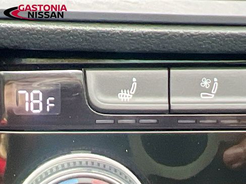 Used 2020 Volkswagen Jetta GLI Autobahn image 26