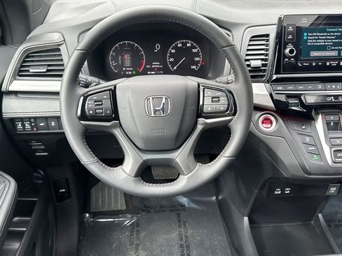 Certified 2025 Honda Odyssey Sport-L image 11