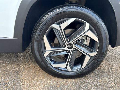 Used 2022 Hyundai Tucson Limited AWD/4WD image 34