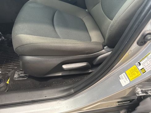 Used 2023 Toyota RAV4 LE image 18