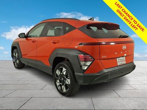 Certified 2025 Hyundai Kona SEL AWD/4WD image 5