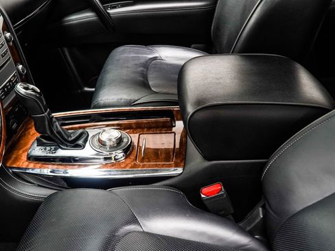 Used 2018 INFINITI QX80 Base image 17