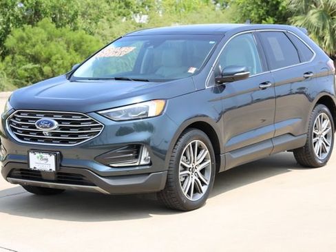Used 2024 Ford Edge Titanium w/ Equipment Group 301A AWD/4WD image 3