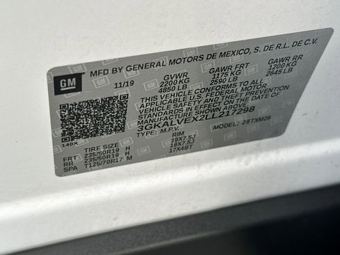 Used 2020 GMC Terrain SLT w/ Preferred Package image 31