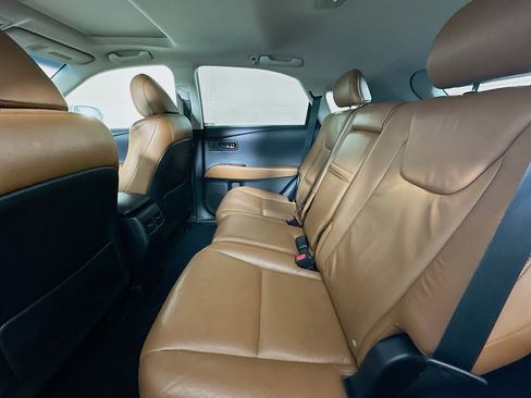 Used 2013 Lexus RX 450h AWD image 28