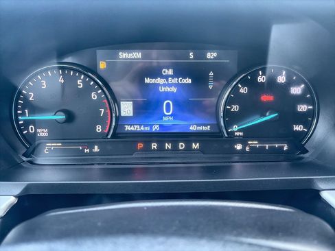 Used 2020 Ford Explorer XLT w/ Equipment Group 202A RWD image 11
