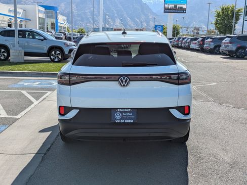 Used 2024 Volkswagen ID.4 Pro AWD/4WD image 7
