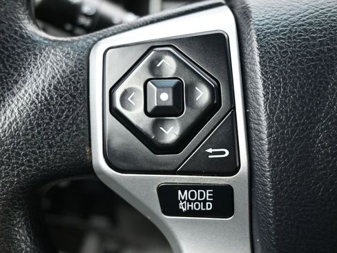 Used 2017 Toyota Tundra SR5 image 20