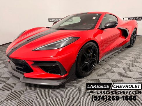 Used 2022 Chevrolet Corvette Stingray Preferred Cpe w/ Z51 Performance Package RWD image 1