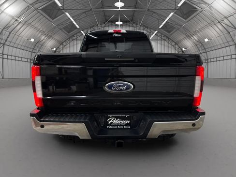 Used 2018 Ford F250 Lariat w/ Lariat Ultimate Package AWD/4WD image 4