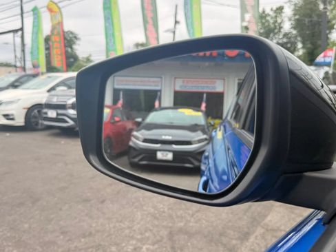 Used 2024 Nissan Kicks SR FWD image 27