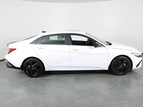 Certified 2026 Hyundai Elantra SEL Sport Premium FWD image 12