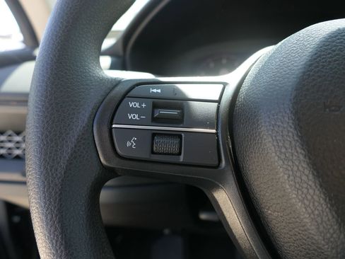 Used 2025 Honda Accord LX image 15