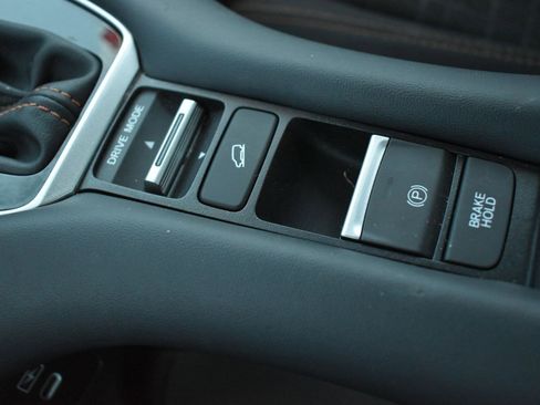 Used 2025 Honda HR-V Sport image 30