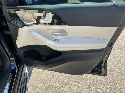 Used 2022 Mercedes-Benz GLE 450 4MATIC image 14