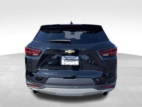 Used 2024 Chevrolet Blazer LT image 13