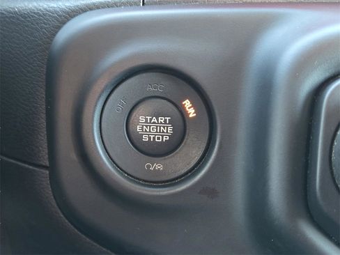 Certified 2021 Jeep Wrangler Unlimited Rubicon image 28