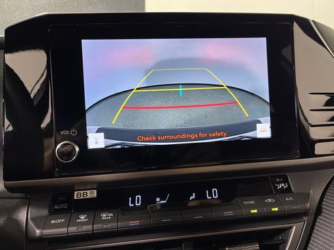 Used 2026 Toyota Camry SE FWD image 21