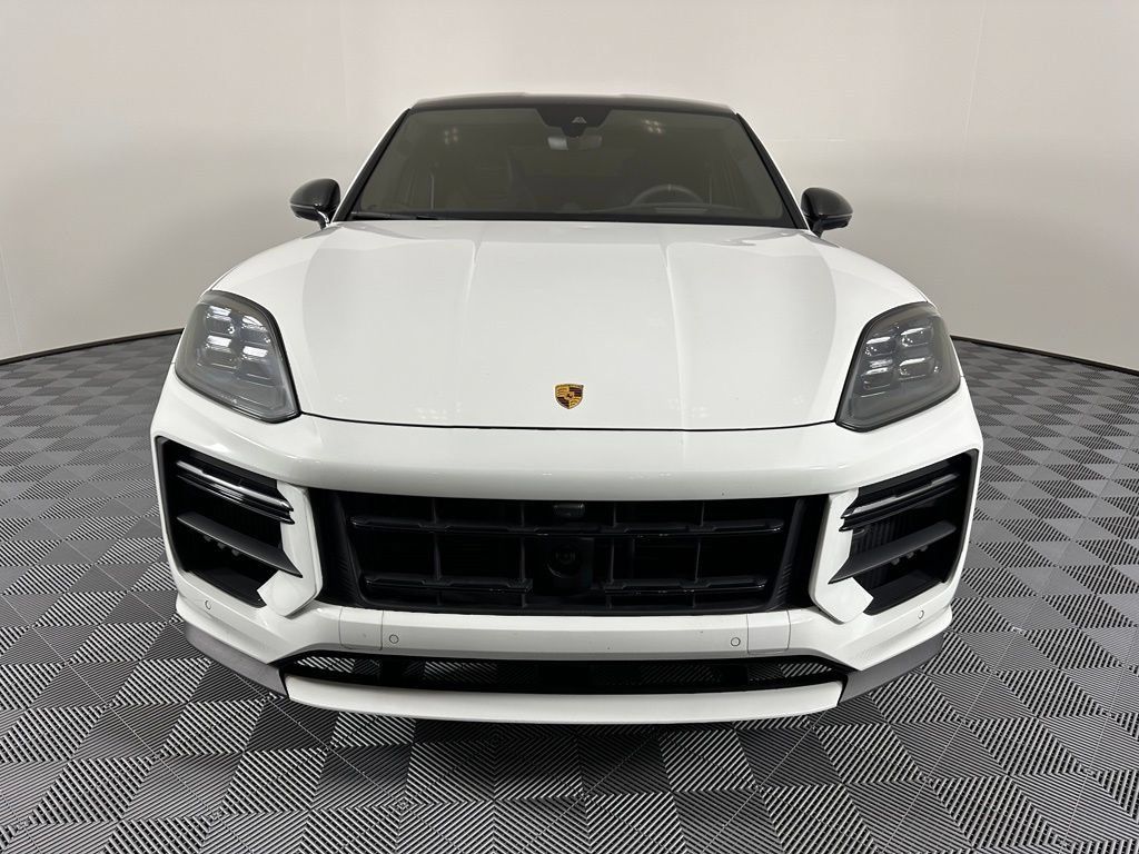 Certified 2024 Porsche Cayenne Turbo GT AWD/4WD image 8
