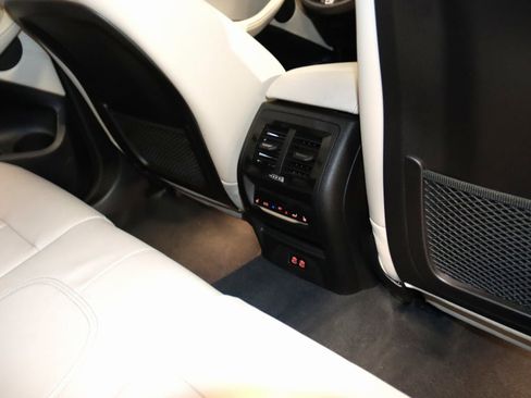 Used 2023 BMW X3 M40i w/ Premium Package image 65