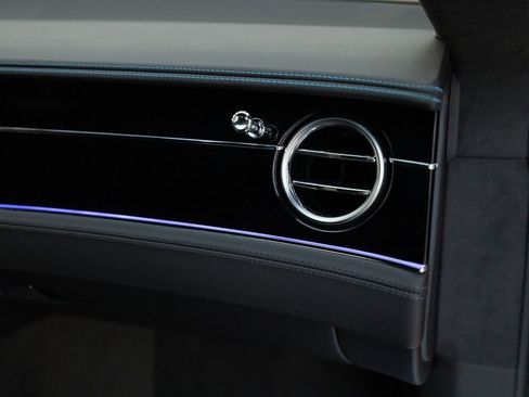 Certified 2022 Bentley Continental GT AWD/4WD image 41