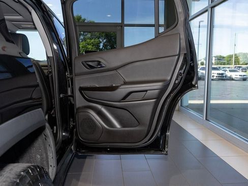Used 2021 GMC Acadia AT4 w/ Trailering Package AWD/4WD image 27