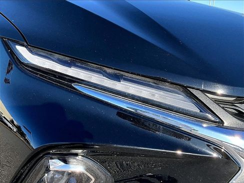 Used 2025 Chevrolet Blazer LT image 12