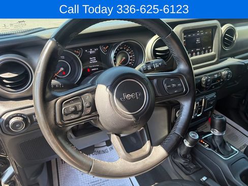 Used 2022 Jeep Wrangler Unlimited Sport AWD/4WD image 13