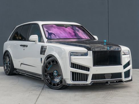 Used 2026 Rolls-Royce Cullinan AWD/4WD image 5