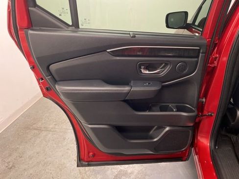 Certified 2023 Honda Pilot Elite image 23