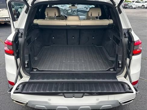 Used 2022 BMW X5 xDrive40i w/ Climate Comfort Package AWD/4WD image 31