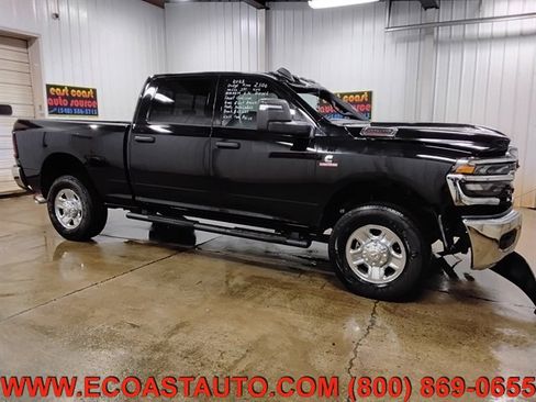 Used 2025 RAM 2500 Tradesman image 5
