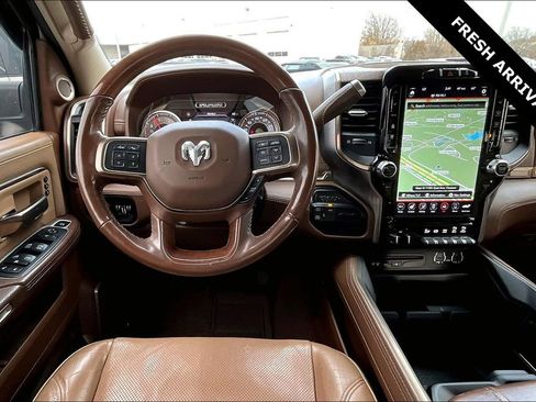 Used 2019 RAM 3500 Limited w/ Max Tow Package image 9