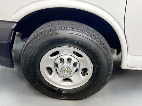 Used 2024 Chevrolet Express 2500 Work Van image 13