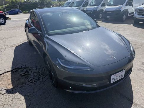 Used 2025 Tesla Model 3 RWD image 8