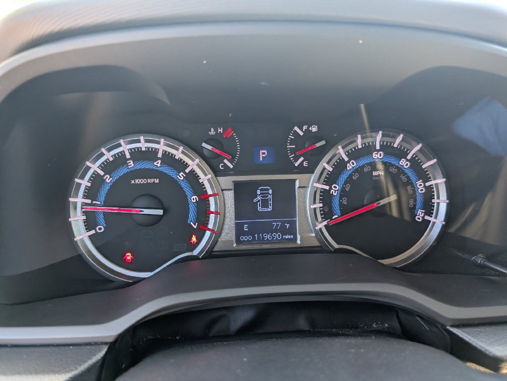 Used 2018 Toyota 4Runner SR5 Premium RWD image 19