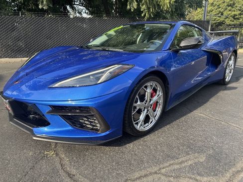Used 2021 Chevrolet Corvette Stingray Premium Cpe w/ Z51 Performance Package RWD image 1