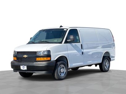 New 2026 Chevrolet Express 3500 w/ Driver Convenience Package