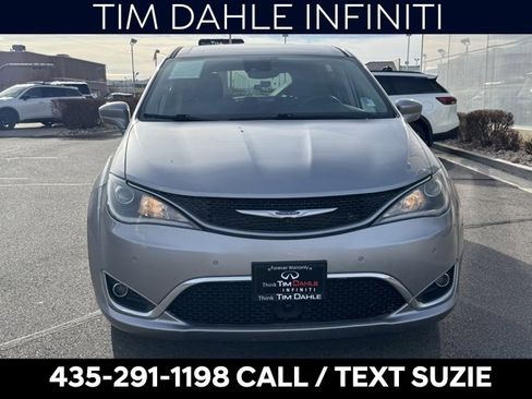 Used 2019 Chrysler Pacifica Touring Plus w/ Advanced Safetytec Group image 4