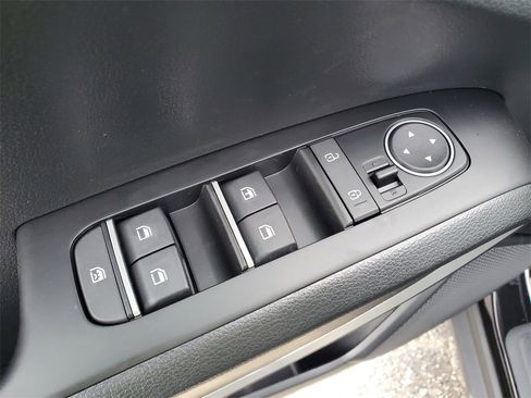 New 2025 Kia Soul LX image 8