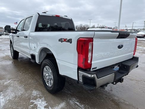 Used 2023 Ford F250 XLT image 6