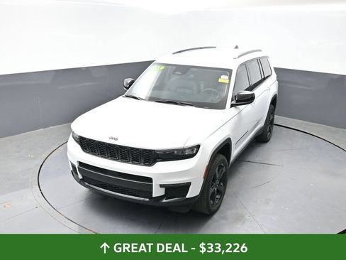 Used 2023 Jeep Grand Cherokee L Limited w/ Luxury Tech Group II AWD/4WD image 19