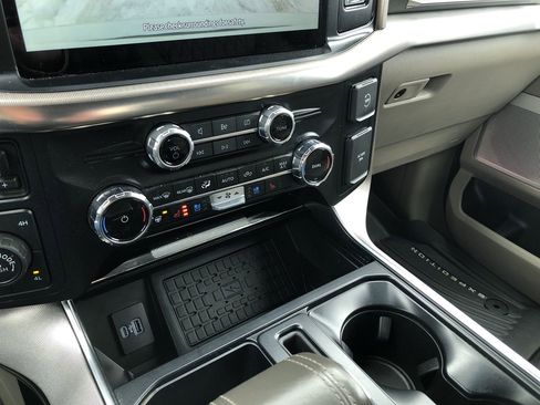 Used 2024 Ford F150 Platinum w/ Equipment Group 703A Plus image 21