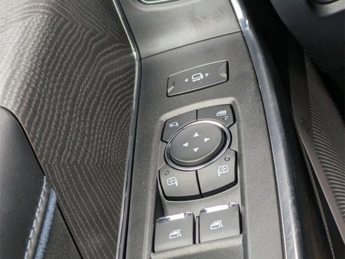 New 2025 Ford F250 Platinum w/ FX4 Off-Road Package image 29