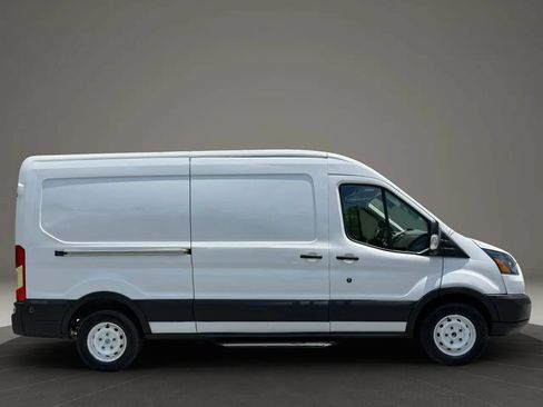 Used 2019 Ford Transit 150 148 Medium Roof RWD image 7