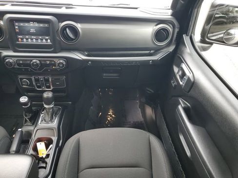 Certified 2022 Jeep Wrangler Unlimited Sport S image 17