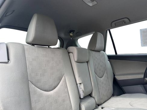 Used 2012 Toyota RAV4 4WD w/ Value Pkg image 29