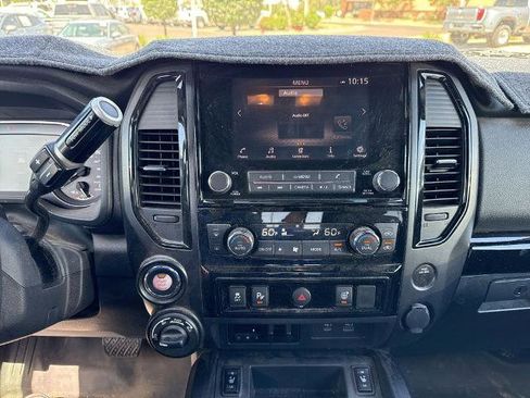 Used 2023 Nissan Titan SV w/ SV Convenience Package AWD/4WD image 10