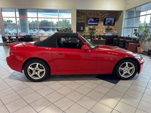 Used 2001 Honda S2000 image 17