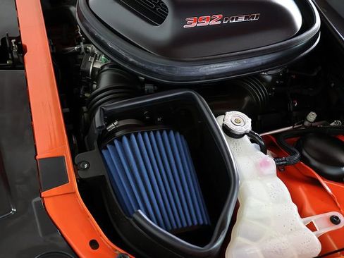 Used 2016 Dodge Challenger R/T Scat Pack RWD image 35